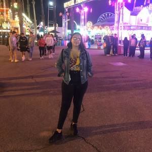 Meet your Posher, Stephanie